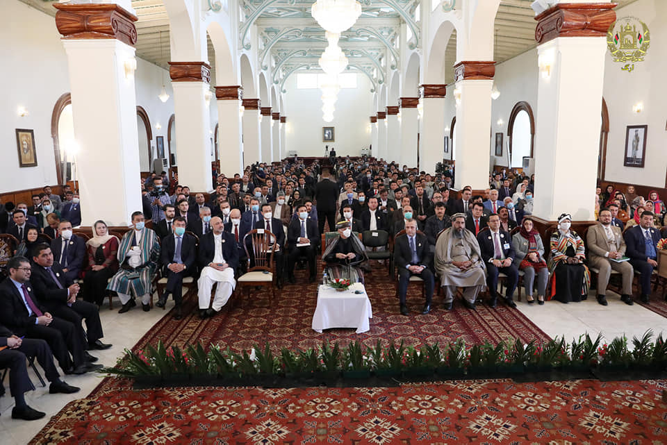 رئیس جمهور غنی در مراسم تجلیل از روز ملی زبان اوزبیکی: اوزبیکی زبان وصل و ارتباط است