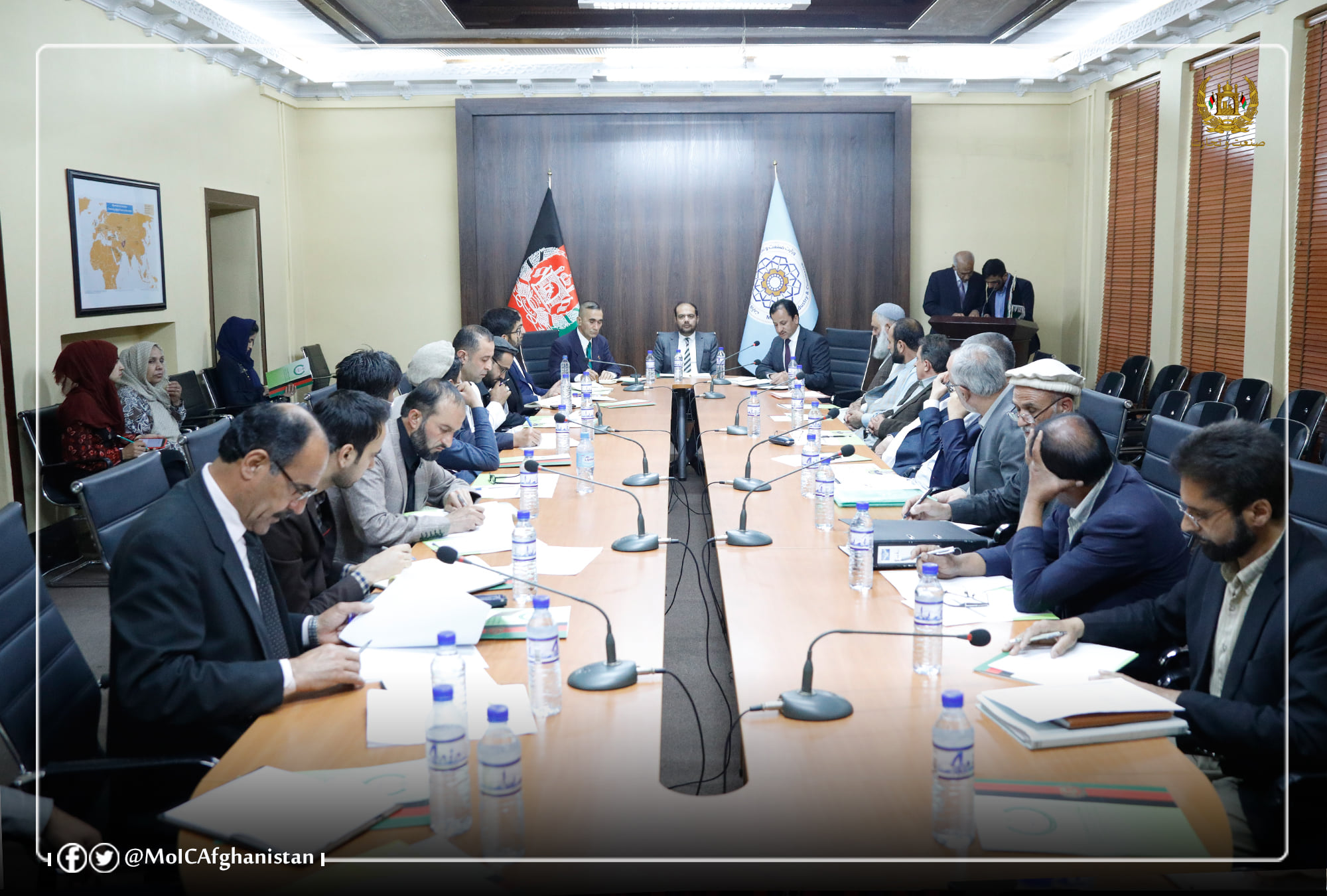 دکسبګرو او هټیوالو خونې دغونډې جوړېدل