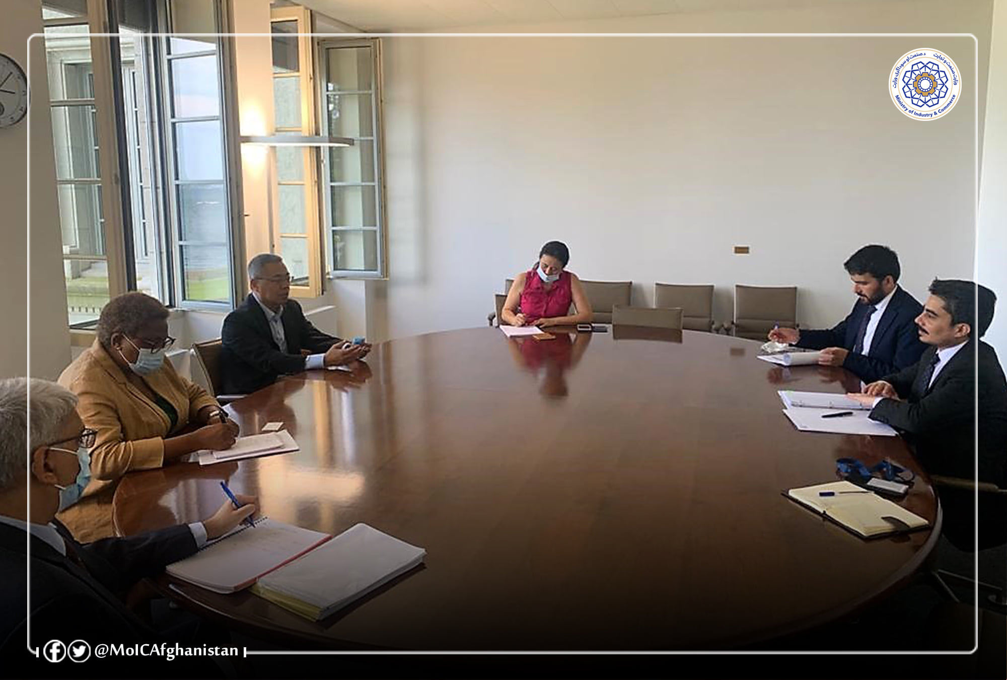 د نړیوال سوداګریزسازمان دالحاقاتو څانګې له مشر سره د صنعت او سوداګرۍ وزارت دمرستیال لیدنه