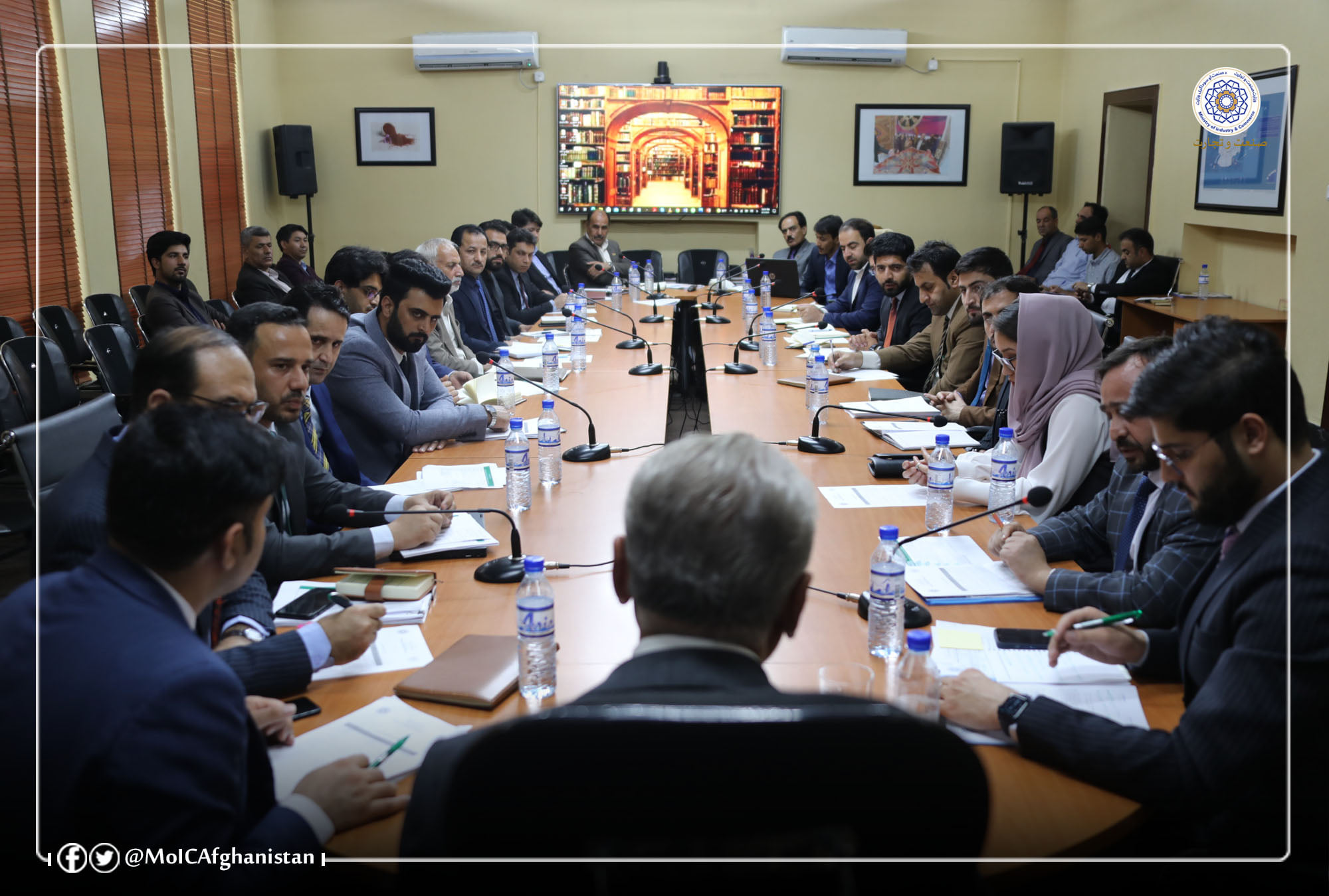 معرفی دوتن از روسای جدید وزارت صنعت و تجارت