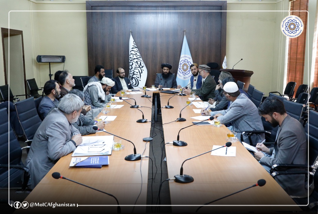 د کابل بوټ جوړونکو سره لیدنه