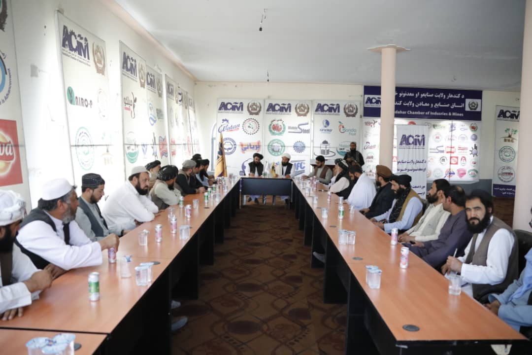 رشد و توسعه‌ی صنعت کشور اولویت ماست