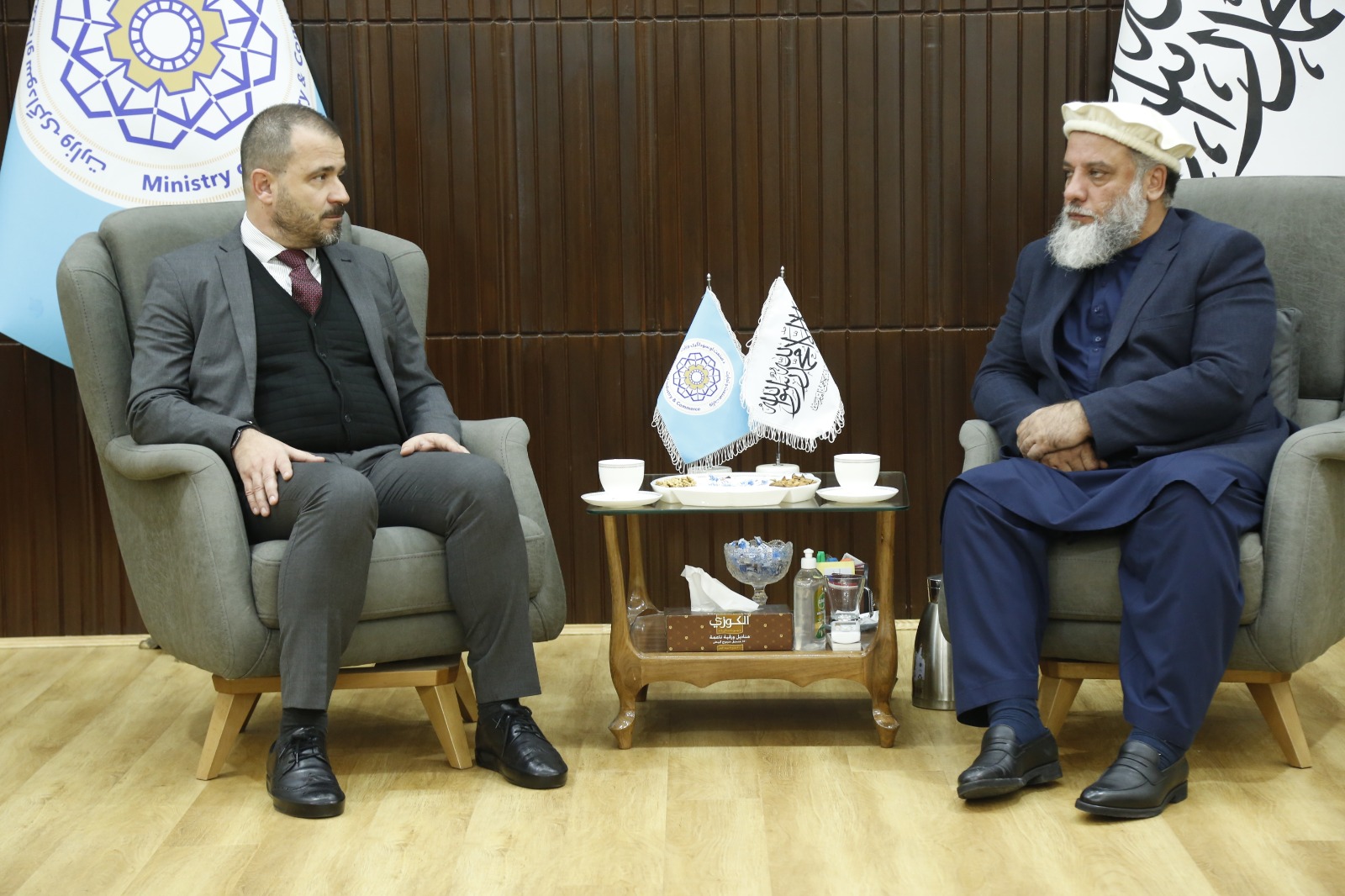 The Acting Minister of Industry and Commerce Meets with Turkish Ambassador to Afghanistan