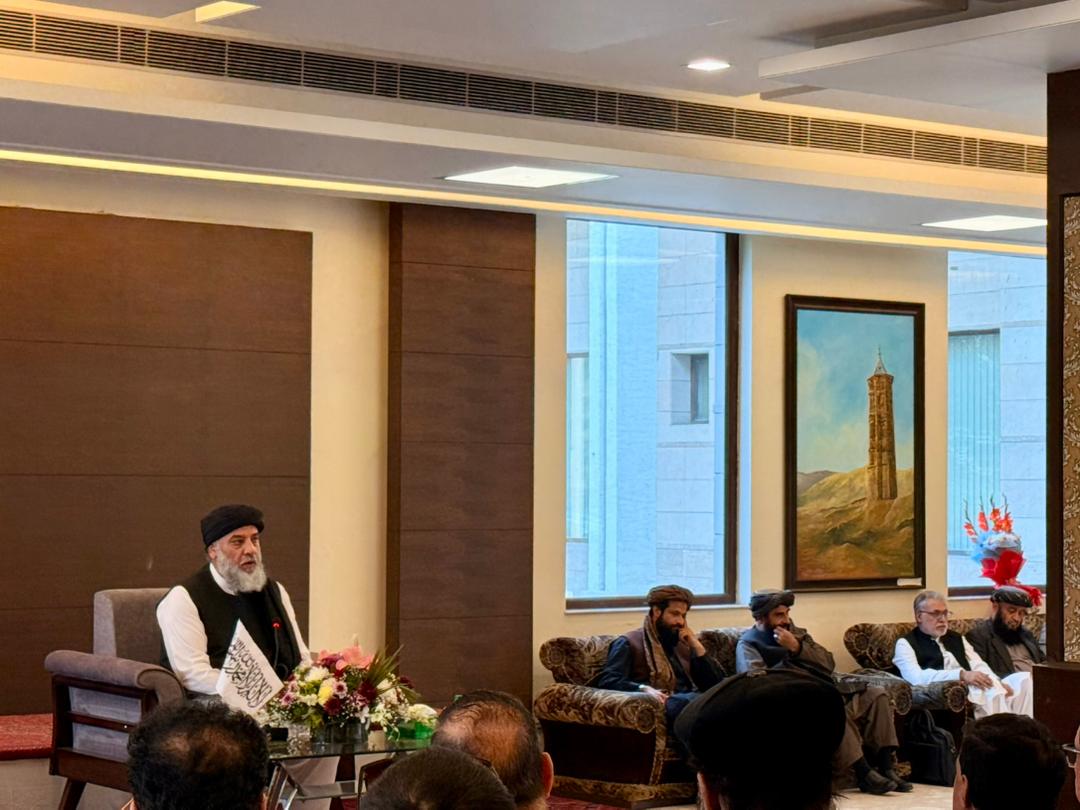 وزیر صنعت و تجارت با تجار افغان مقیم هند دیدار نمود